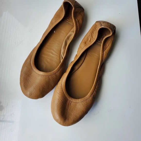 Tory Burch Eddie Brown Leather Flats - Picture 2 of 5